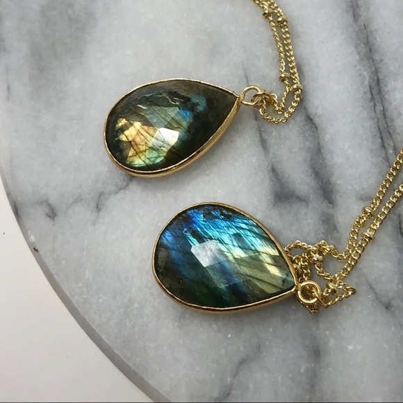 14K Gold Labradorite Boho Nebula Necklace - Picture 5 of 8
